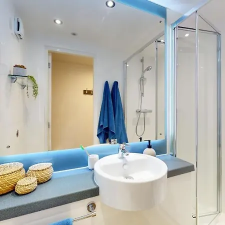 Canvas Apartmán